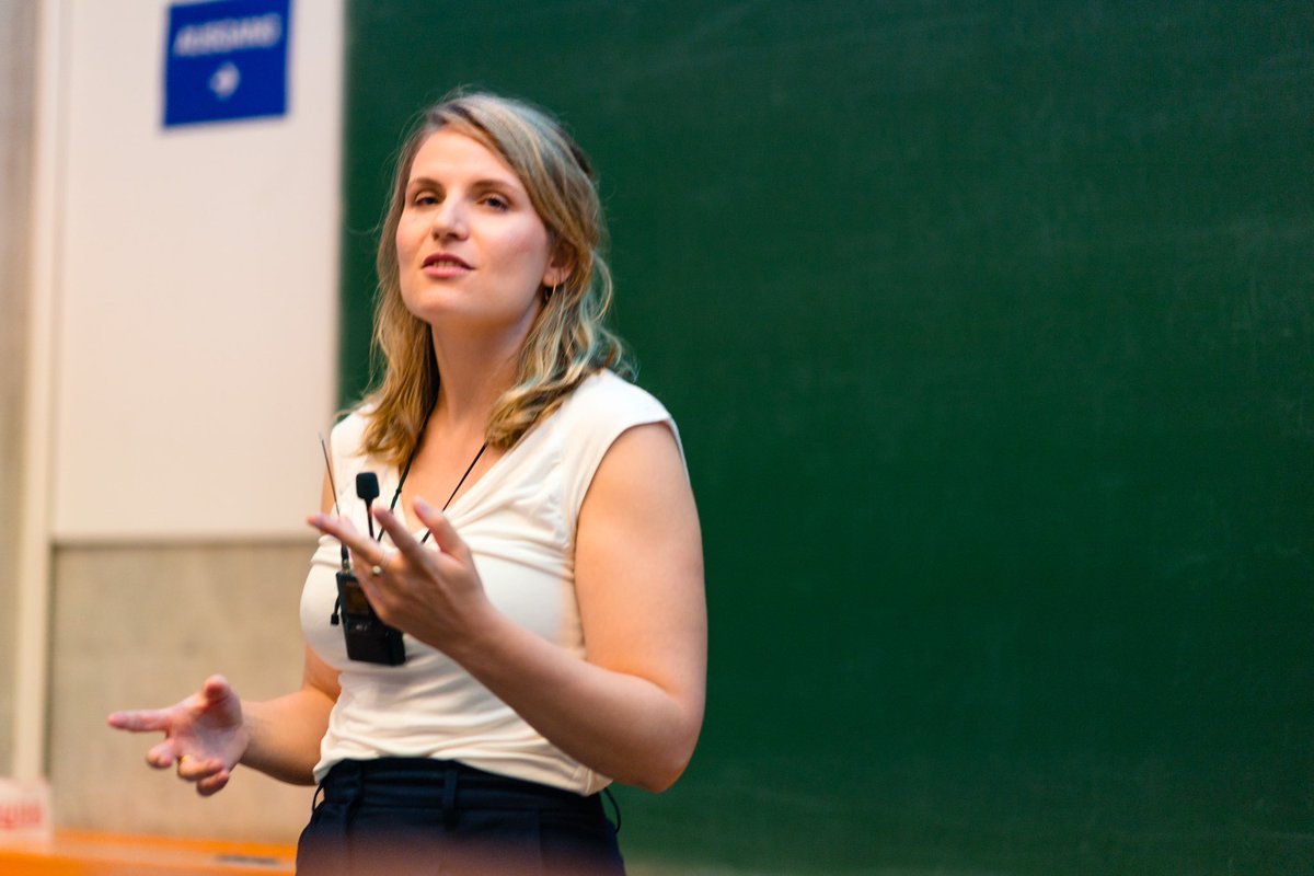 Democracy Research University Stuttgart tweet media