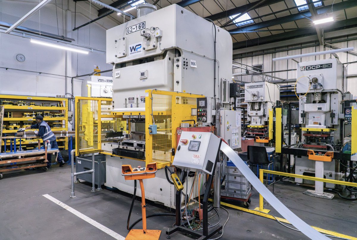 BhamSpecs's tweet photo. A sight to behold in our pressing department!
With machines like this Chin Fong G2-160 on our shop floor, we're well equipped for handling a diverse range of #MetalPressing needs - including copper, brass, steel, and much more. π
#Engineering #PrecisionEngineering #Presswork https://t.co/Xq8j3NHWjI