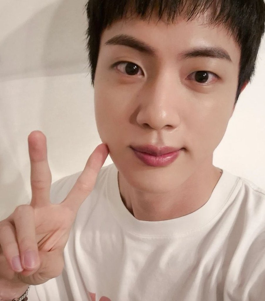[jin] instagram post
