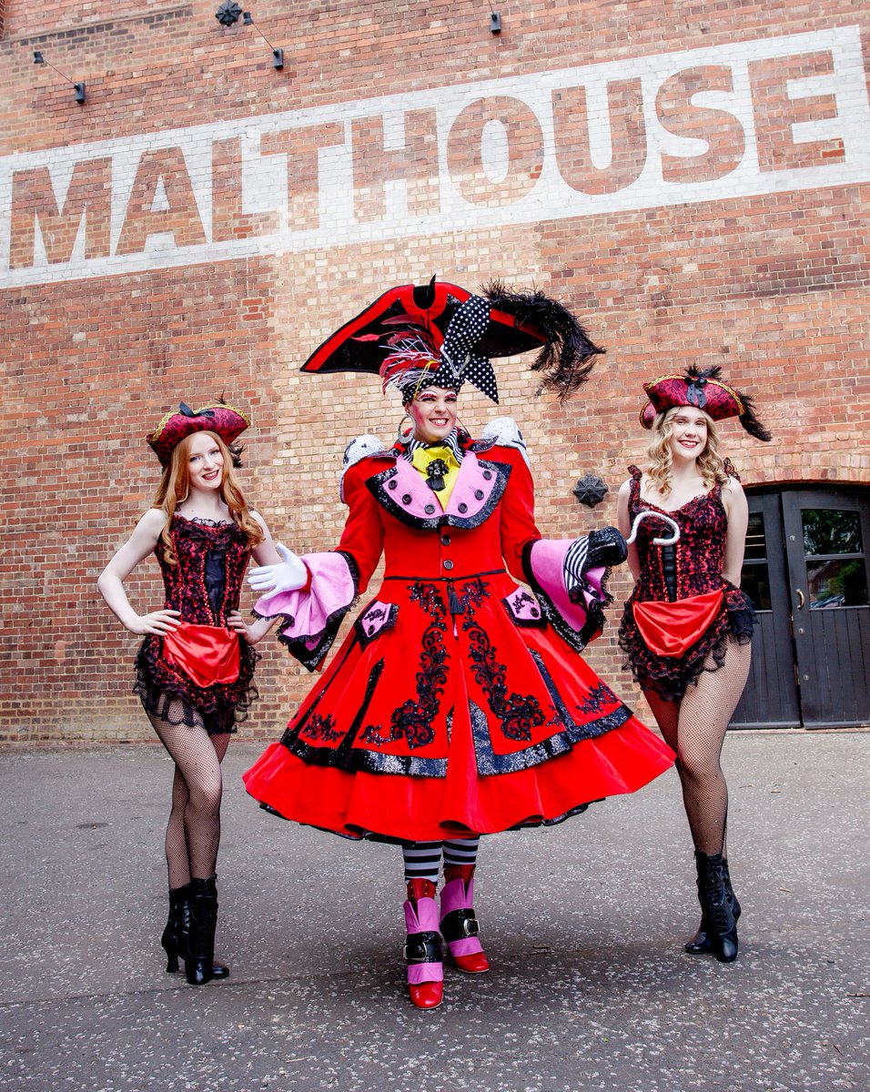 CONFIRMD: Joseph Gardner Hodges stars as Dame Captain Fanny Hook in <a href="/themalthouseart/">The Malthouse Theatre</a>'s 2024 #panto Peter Pan malthousetheatre.co.uk/event/peter-pa…