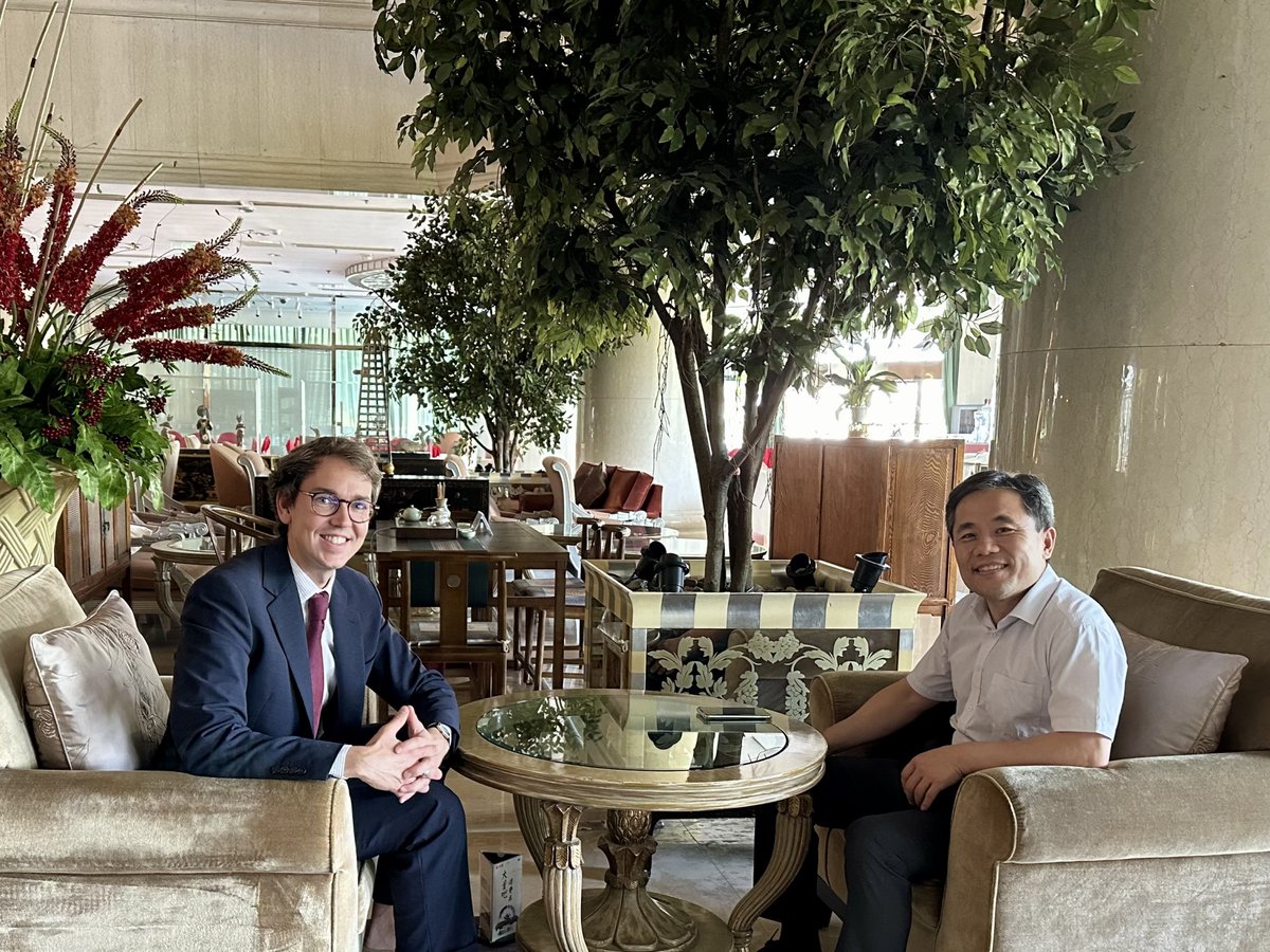 During this recent trip to 🇨🇳 <a href="/pierre_leturcq/">Pierre Leturcq</a> had a bilateral exchange on 🇪🇺 and 🇨🇳 #ETS along with the 🇪🇺 #CBAM with Duan Maosheng, Professor at the University of Tsinghua.  

Discover our work on #GreenTrade <a href="/GreenTradeNet/">Green Trade Network</a> 👇
ieep.eu/environmental-…