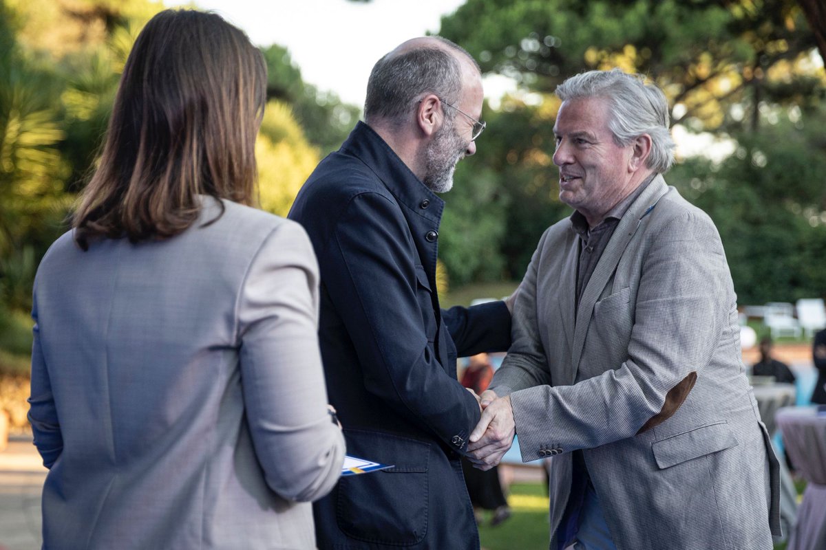 Toine Manders tweet media