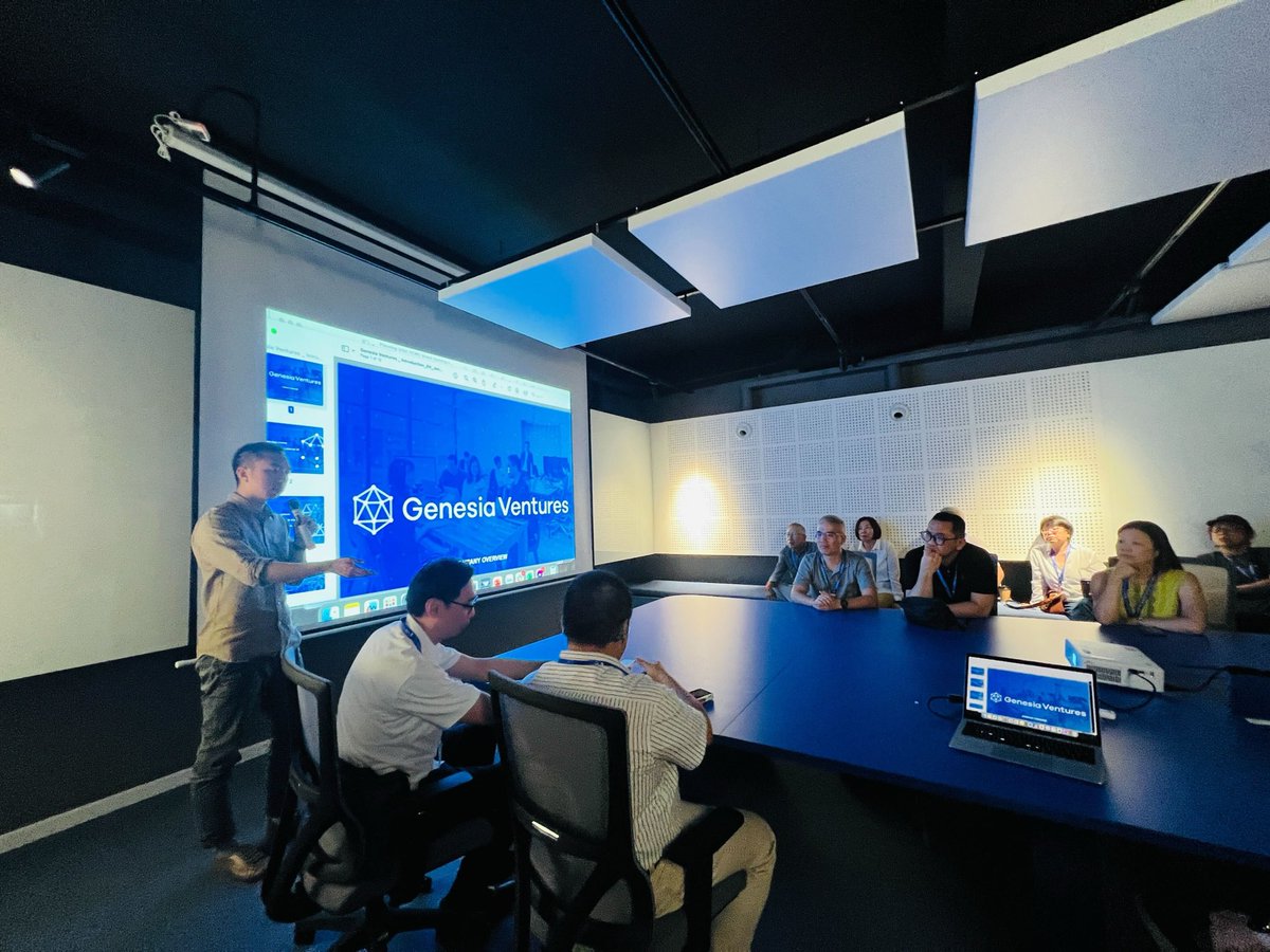 ベトナムのホーチミンに先日Openしたシェアオフィス「Orbit HCMC」ですが、Country Director <a href="/kdgambattene/">Zunzun</a> リードの元、既にかなり盛り上がっているようです。日本発グローバルを狙う起業家は是非遊びに来てください。