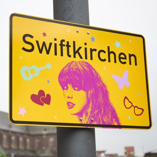 SwiftPL's tweet photo. Gelsenkirchen będzie się nazywało: „Swiftkirchen”! https://t.co/rUlDI9mBTC