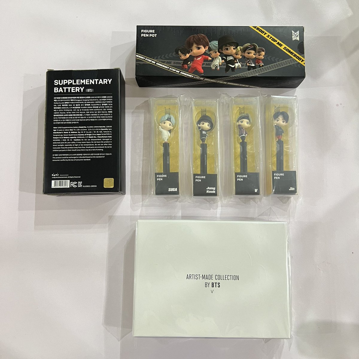 sellestials's tweet photo. ⭐️ BTS MERCH

₱1200 - Tinytan Hoodie
₱780ea - Shirts
₱240 - Pen pod
₱150ea - Pens
₱600 - Powerbank
₱1400 - Artist made V
- ONHAND, SEALED

DOP: 50% payo reserve
Rem: after 3 days

🚚  Direct J&amp;T, LBC, SDD, meet up

🏷 rm jin suga jhope jimin taehyung jungkook bts ph wts lfb https://t.co/Kj9LzSfIVc