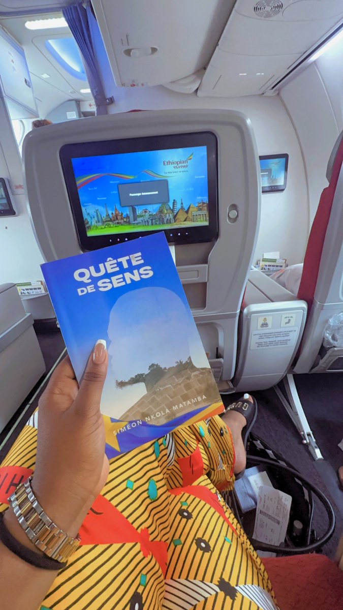 Mme_Tende's tweet image. Des fleurs à l’auteur @Simeon_5 👌🏾
#QDS 👤🇨🇩