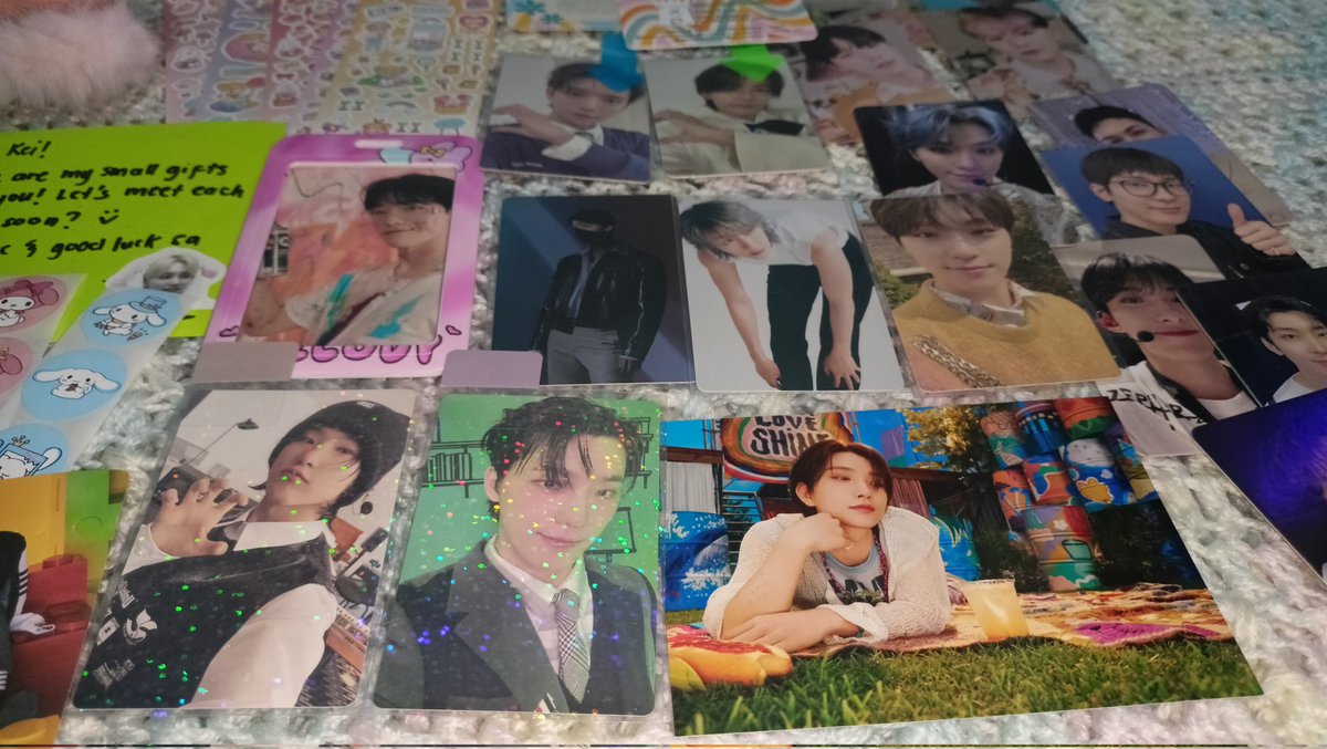 syjhnnie's tweet photo. aaaaaaaa, dumating na po silaa!! kilig malala when I received this ๐ฅน super love the keyrings, stickers super cutie ng freebies, thank you so much ate @aegi_hao, ate @randomKfangirl, ate @BLGRDCSTL ! ๐
#hasells_proofs #AEGIve_HAOways #aegiveslove #RKS_Proofs #ALAS_Proofs https://t.co/9OAcwcEbxC