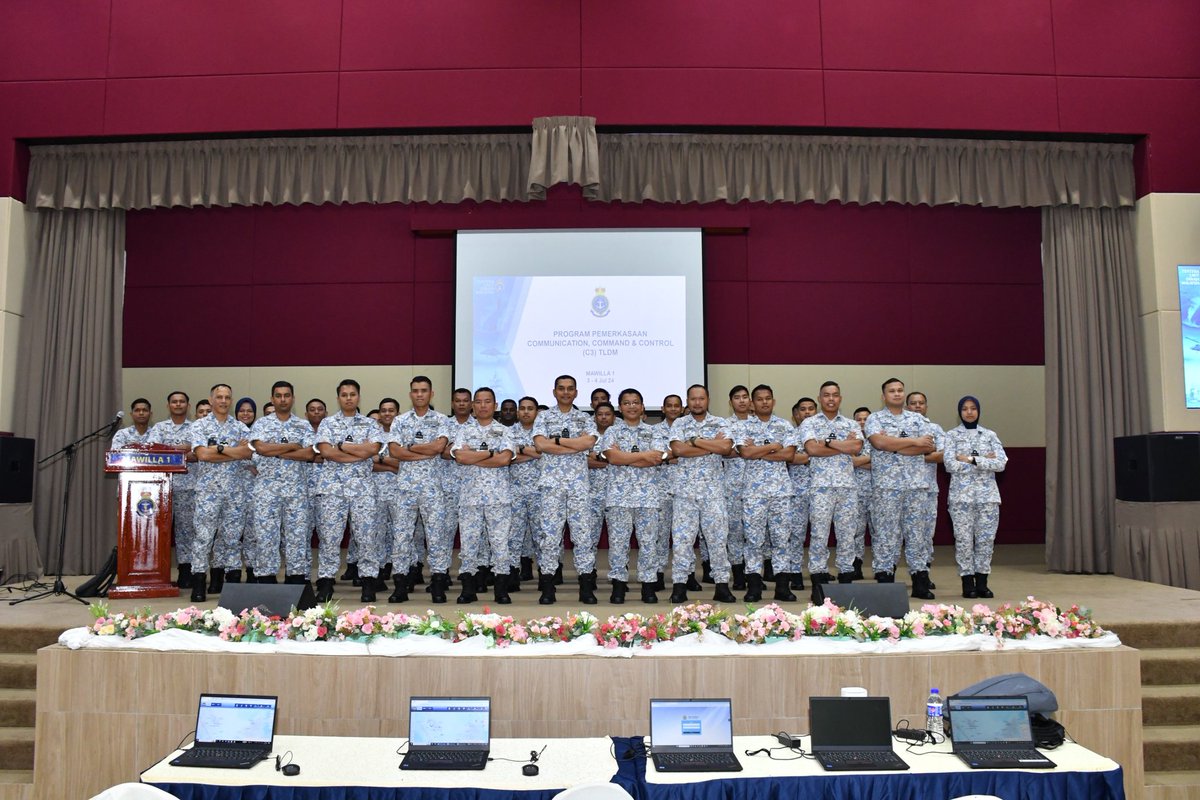 Mawilla_1's tweet photo. Knowledge is power.

Program Pemerkasaan Communication, Command &amp; Control (C3) TLDM anjuran @tldm_rasmi BSE yang telah berlangsung pada 3 &amp; 4 Jul 24.

@MPA_Barat

#BersatuBersediaBerjaya
#3B4one https://t.co/h71W2xcSp0