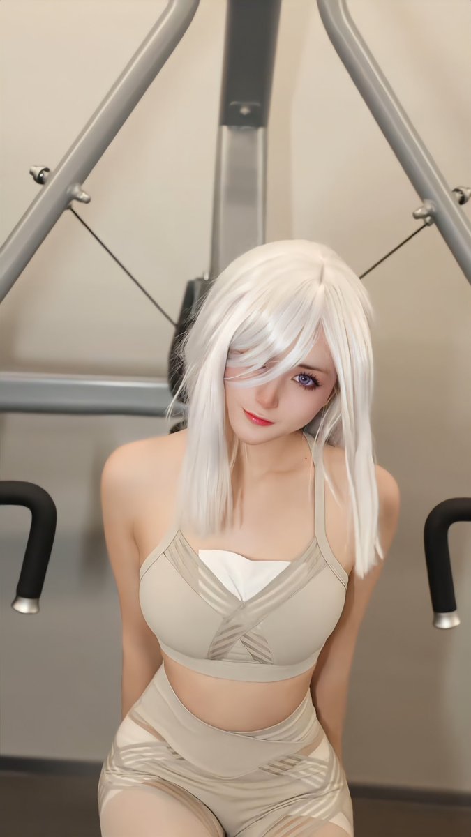 気持ちいい汗をかいたよ💦
#申鶴 
#原神 
#コスプレ
#shenhe https://t.co/EjUEwTvGmb