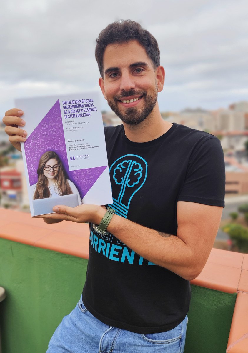 RubenLijo's tweet photo. 👨‍🏫👨‍💻 Implicaciones del Uso de Vídeos de Divulgación como Recurso Didáctico en Educación STEM.

Después de tres años y medio, por fin puedo confirmar que dentro de dos semanas presento mi Tesis Doctoral en la Universidad de La Laguna. Si están por Tenerife y quieren compartir ideas sobre la relación entre Divulgación y Educación, estaré encantado de verles por allí.

📆 Viernes 19 de julio a las 11:00.
🏛 Facultad de Educación. Salón de Grados (Módulo B).
🗺 Calle Pedro Zerolo, s/n. San Cristóbal de La Laguna: https://t.co/vIdF0hcY95