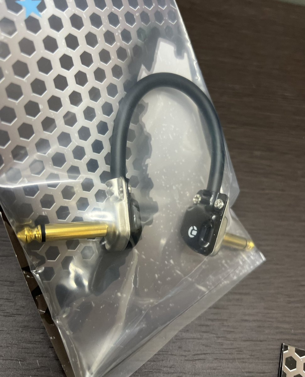 nihongoraku's tweet image. モガミが作ったMOGAMI CABLE 第4弾
もうすぐですー！！
最終パッケージデザイン中、近日発売予定！！
#モガミケーブル
#パッチケーブル
#モガミ2524
#NEUTRIK
 #REAN 
#日本娯楽