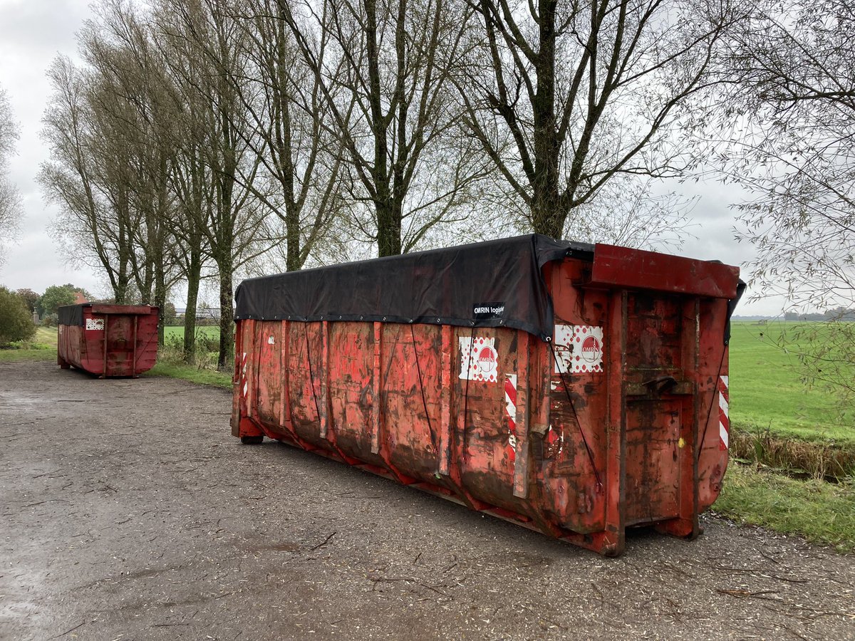 vvHJSC's tweet photo. Zaterdag 6 juli wordt vanaf 8:00 uur oud papier in onze dorpen opgehaald. Zetten jullie het langs de weg?🤝#hjsc https://t.co/TnNyeu1w0Q