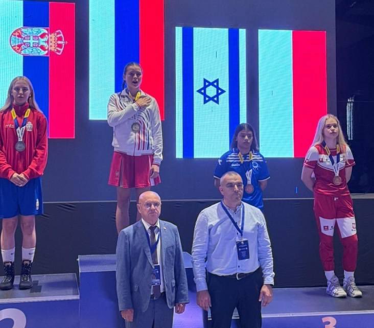 Israel_in_BiH's tweet photo. Izuzetno smo ponosni na našu Malak Fashafshe, koja je osvojila bronzanu medalju na Evropskom juniorskom prvenstvu u boksu 2024 koje se održalo u Sarajevu 🥇♥️🇮🇱
Mabrouk Malak!
You make us all proud!👏😇
#IBA_Boxing
#EUBC
#Malak.Fashafshe https://t.co/PltXLdsggj