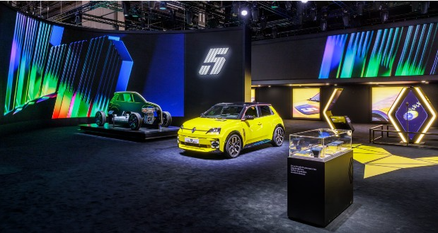 Kinglight08's tweet photo. Renault stand at 2024 Geneva International Motor Show used 220 square meters LED displays made of Kinglight LEDs.

Learn more about us: https://t.co/kfe48pSooW
Email: sales@kinglight.com

#Renault #GenevaMotorshow #Kinglight #LED https://t.co/At0d6mL5C3