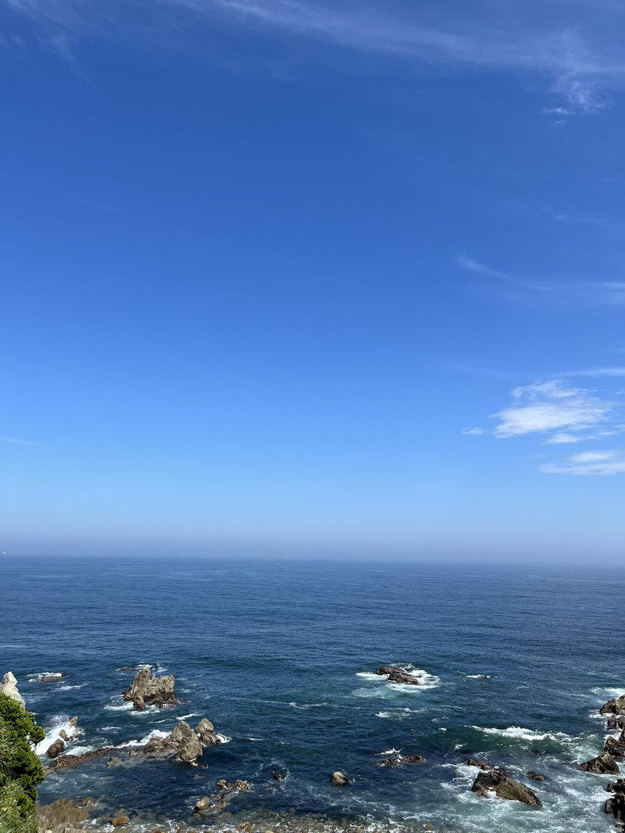 krpmRira's tweet photo. 久しぶりに海にお出かけ🌊
暑い　暑い　暑い🥵
でも気持ち良かった〜
夏だねー
#夏#海 https://t.co/XVxzmIkPr5