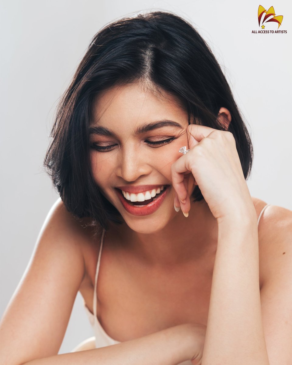 Ano ang fave moment mo with our cutie <a href="/mainedcm/">Maine Mendoza</a>? 💛
Happy #Maine9thAnniversary!

#MaineMendoza #AllAccessToArtists #fAAAmily