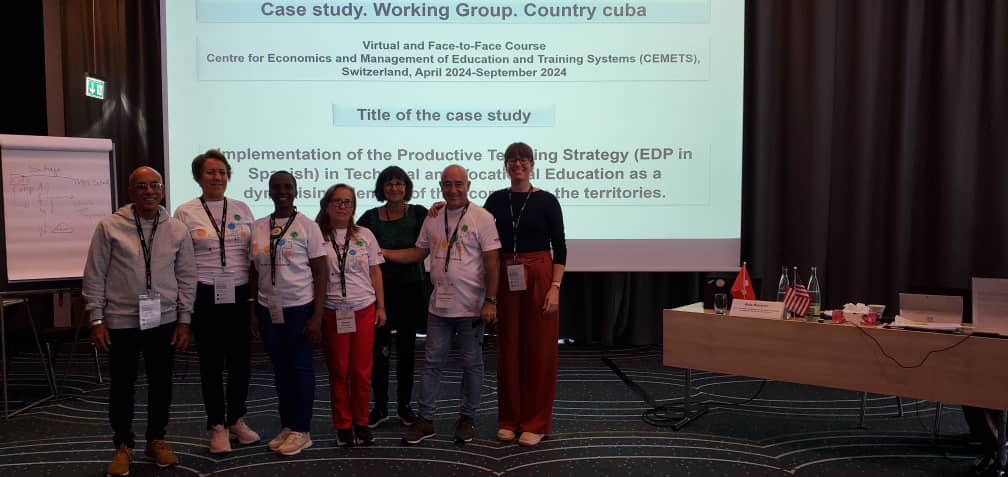 Presenta <a href="/CubaMined/">MINED</a> estudio de caso en el curso #Cemets_Eth