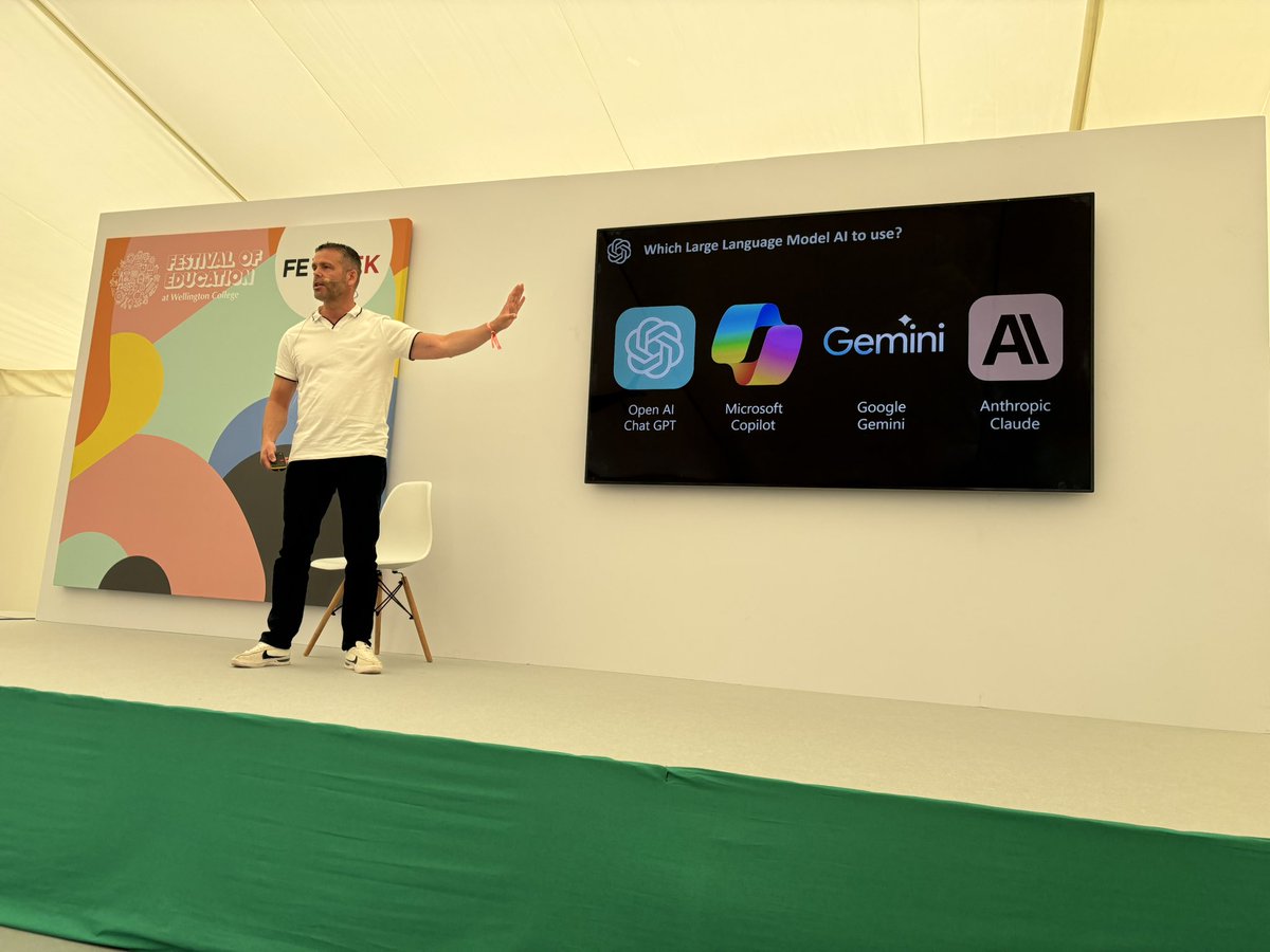 Of course I’ve gotta allow myself at least one AI session #EducationFest