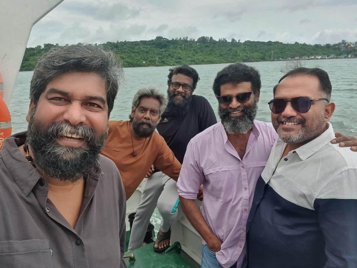 directortamil (@directortamil77) on Twitter photo அந்தமான் படபிடிப்பில் அண்ணன் ஜோஜீவோடு அந்தமான் படபிடிப்பில் அண்ணன் ஜோஜீவோடு