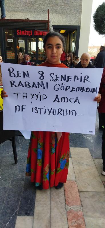 G45979's tweet photo. @RTErdogan @dbdevletbahceli 
@YildizFeti @yilmaztunc @eczozgurozel 
Milyonları PerişanEttiniz https://t.co/8VgENLI01i