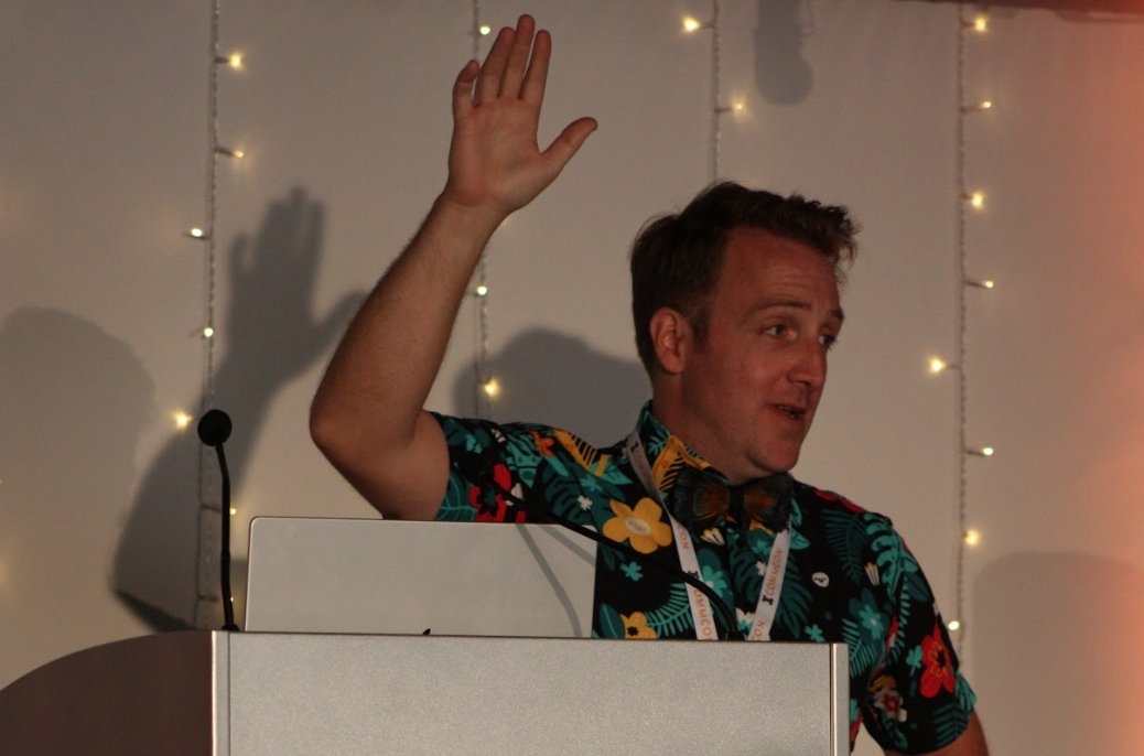 ✨ CommCon 2024 Highlight ✨ 
Check out Evan McGee from Everlit's talk on AI and storytelling from CommCon 2024. Discover how AI can transform telecom services. Let us know your thoughts… 
👉 updates.commcon.xyz/commcon-2024-h… 
#CommCon2024 #AI #Storytelling #Telecom #Audio