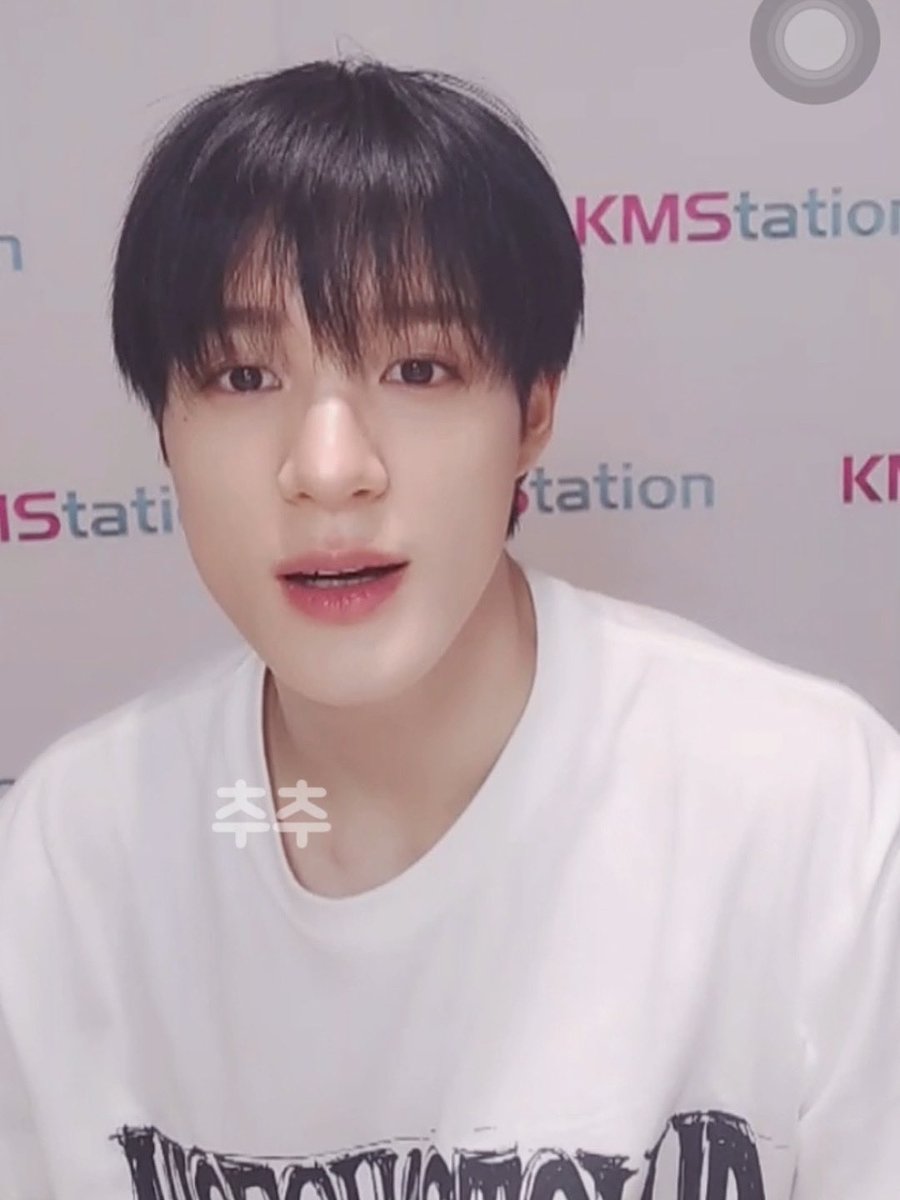 zlzhhh2's tweet image. 240704 KMS 영통팬싸 #제노 #jeno 

얘들아 흑발제노 미모 미쳤다🥺