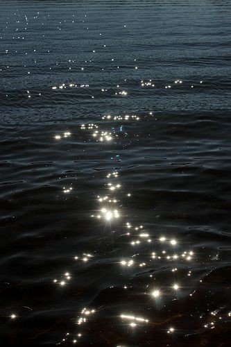 water sparkle.