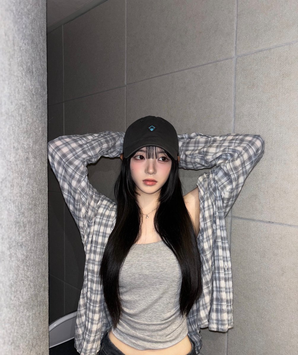 tripleS official tweet media