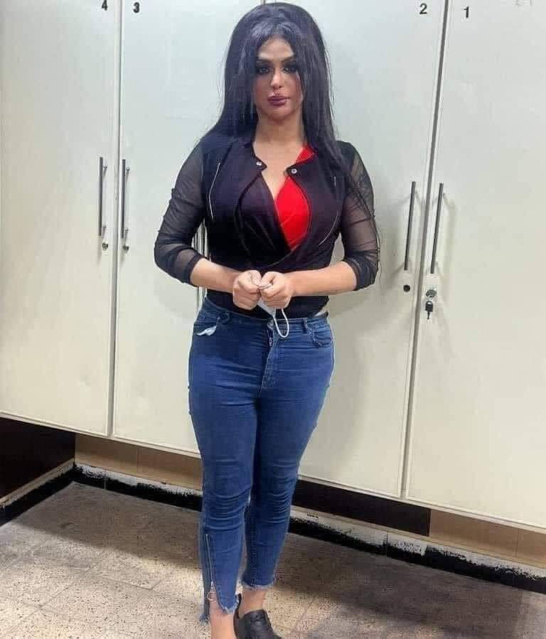 بعمري مراح اثق بحكومة السستاني ومحاكمها .. حدكم أديرون موكب على الشوملي مو دولة وقانون .. سجين يغتالوه ويعتدون عليه الحراس ويغتصبونه (جماعي) وهو داخل السجن ! ويسدون السالفة باشاعات .
#جوجو_دعارة