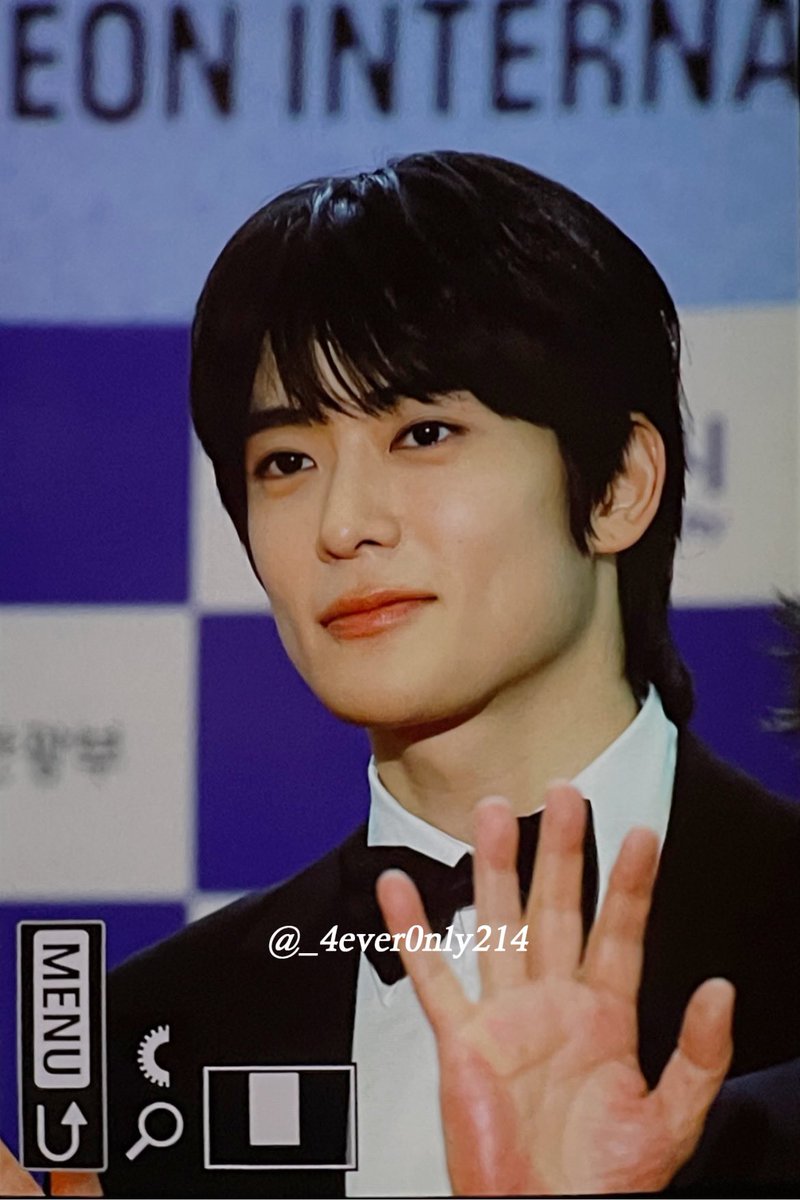 _4ever0nly214's tweet photo. 240602 BIFAN

ACTOR JAEHYUN AT BIFAN
#배우_정재현_첫_레드카펫
#JAEHYUN #재현 #제28회_부천국제판타스틱영화제 #재현 #JAEHYUN #윤오 #ジェヒョン #NCT #NCT127 https://t.co/DnZO5i5deH