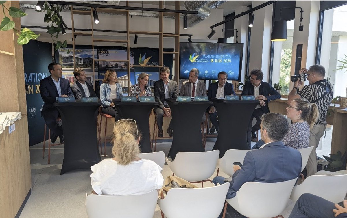 ecom_news's tweet photo. 🚀 #Hérault : Inauguration du #PIOM à #Mauguio, un nouveau souffle pour l'#économie du @paysdelor ! Découvrez comment ce parc d'activités nouvelle génération devrait créer 1300 emplois à terme. https://t.co/J5kxmdEfKq @Icade_Officiel @S_Rossignol https://t.co/49mz1qR1xO