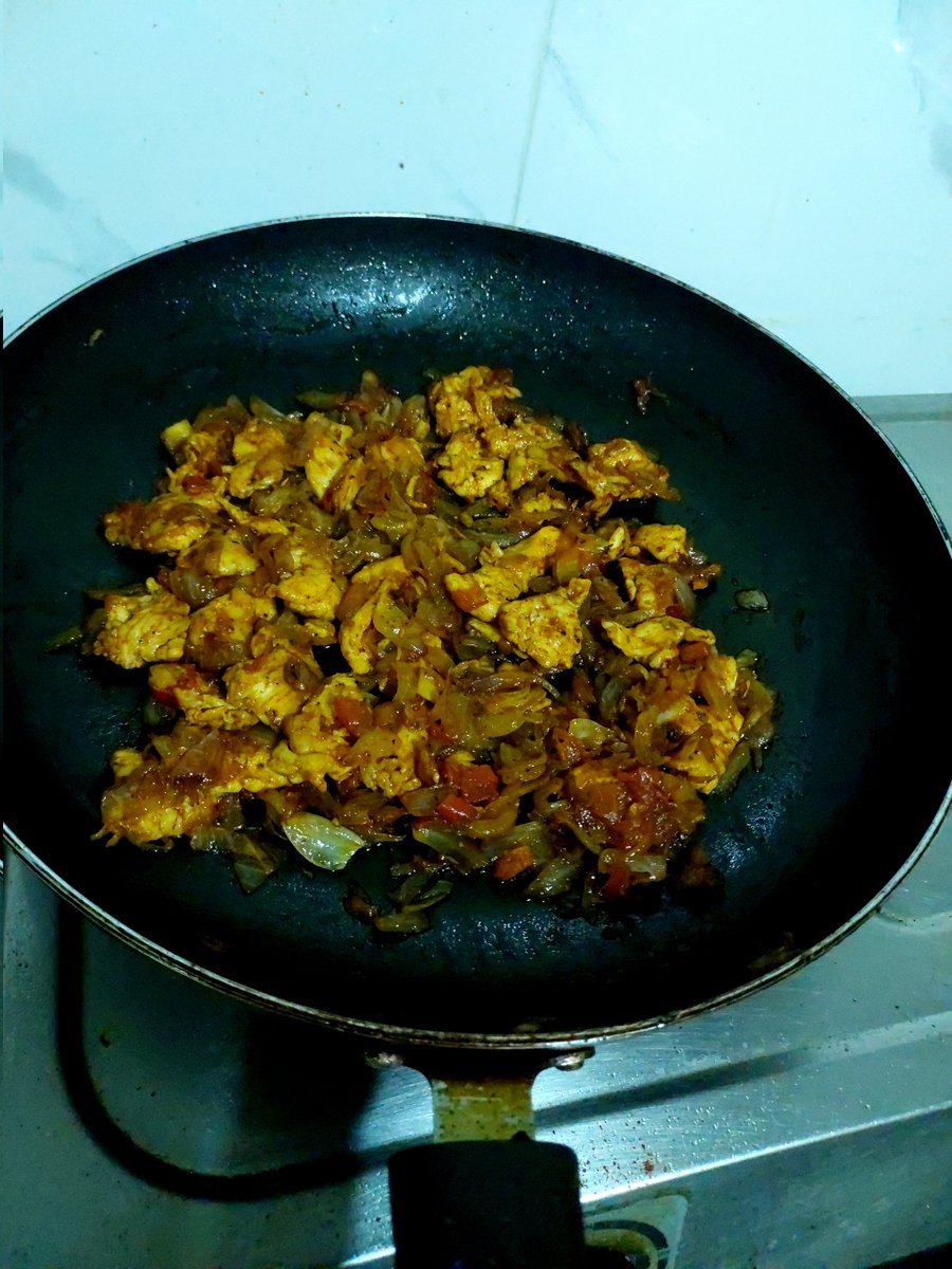 saifooqui's tweet photo. π New achievement unlocked: Tried cooking for the first time!
(Mummi ne bola tha bahar ka mat khana) π₯²
#CookingAdventures #FirstTimeChef https://t.co/IBN55MJnwd