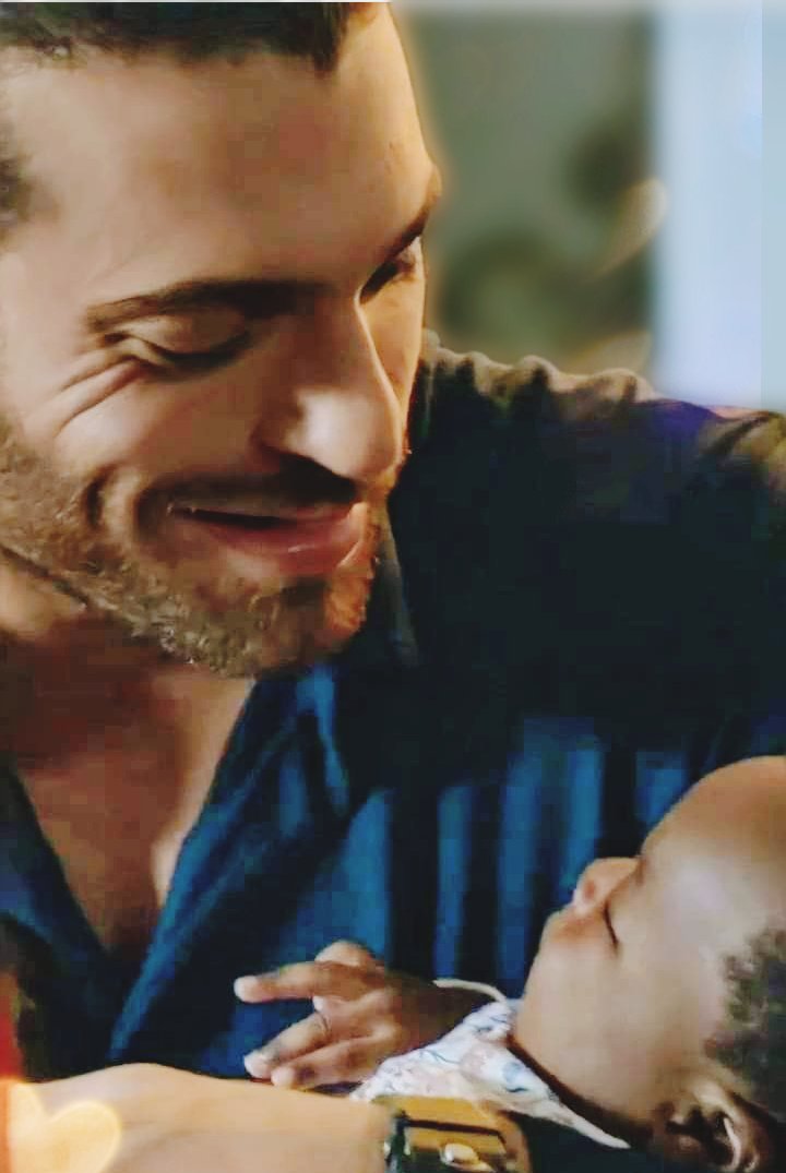 La ternura de los gestos revela la delicadeza del alma! 
Solo tú  #CanYaman