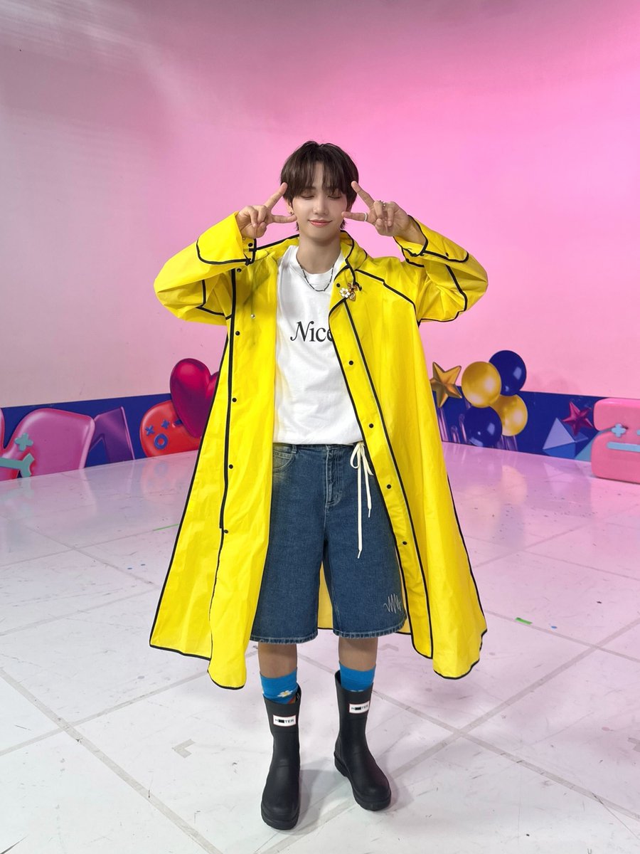 BOYNEXTDOOR_KOZ's tweet photo. 240704 엠카운트다운🚪📸

#BOYNEXTDOOR #보이넥스트도어 #BND
#명재현 #JAEHYUN
#명MC #BOYNOW https://t.co/iyr4pZAp7Z