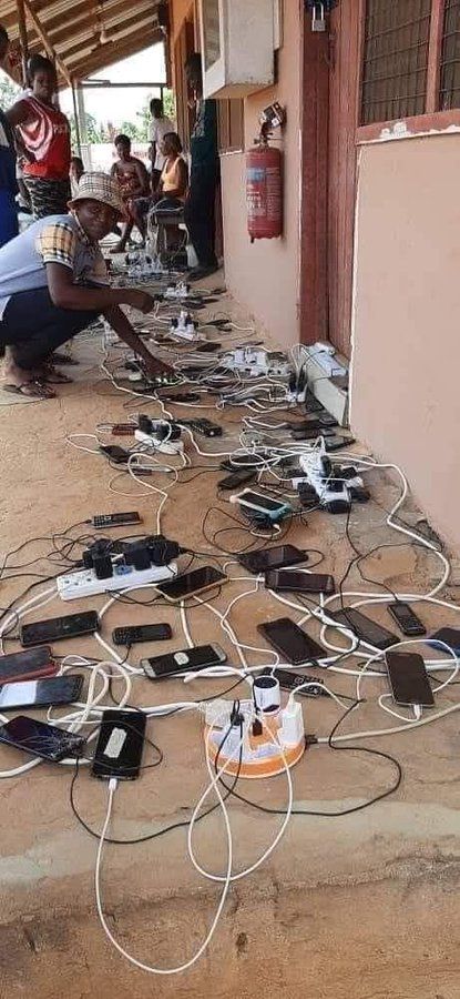 AmgNapiboi's tweet image. Dumsor Mahama 

#TheAlternativeIsEmpty