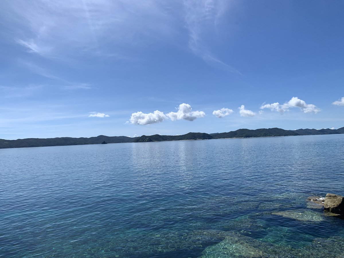 遠征1日目。
今回、新作のロッドを持ち込んだはいいものの、リアグリップ周りの組み忘れに現地で気づく失態。
材料は落とさず手元に残ってたので、組み直して明日に備えます。