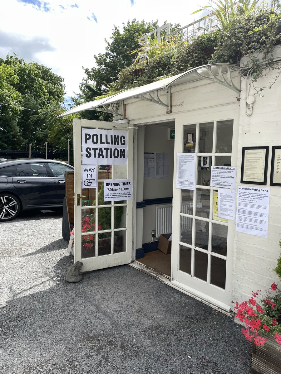 Fox_at_Loxley's tweet image. When we saved the Fox at Loxley and opened as a community pub we said we would be more than a pub. Today we are a polling station. We will be back open tomorrow for those who prefer to go to the pub for a drink or something to eat😀 #communitypub #GeneralElection2024