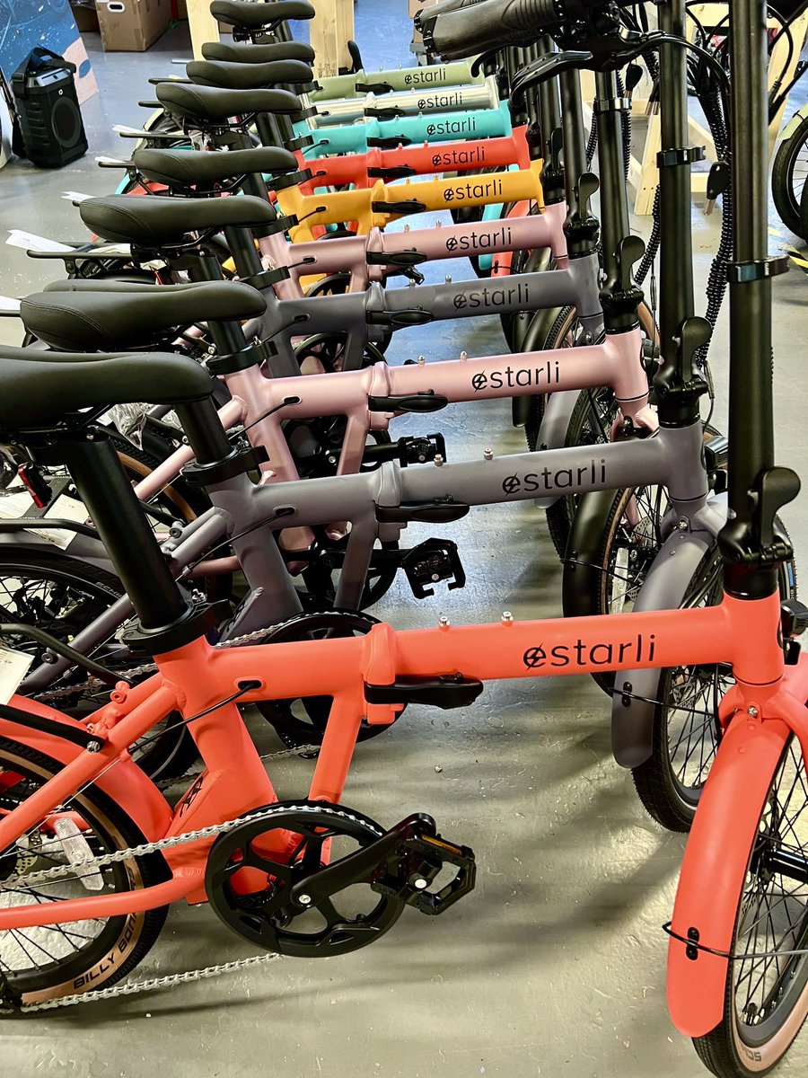 Estarli_uk's tweet photo. Zingy 🍊🫅⚜️🌲🐍🪸
Whatever your allegiance 🗳️
#ebikes #ebikeuk #ebikefactory #ebikebrand #electricbike https://t.co/2fZa4TS7a3