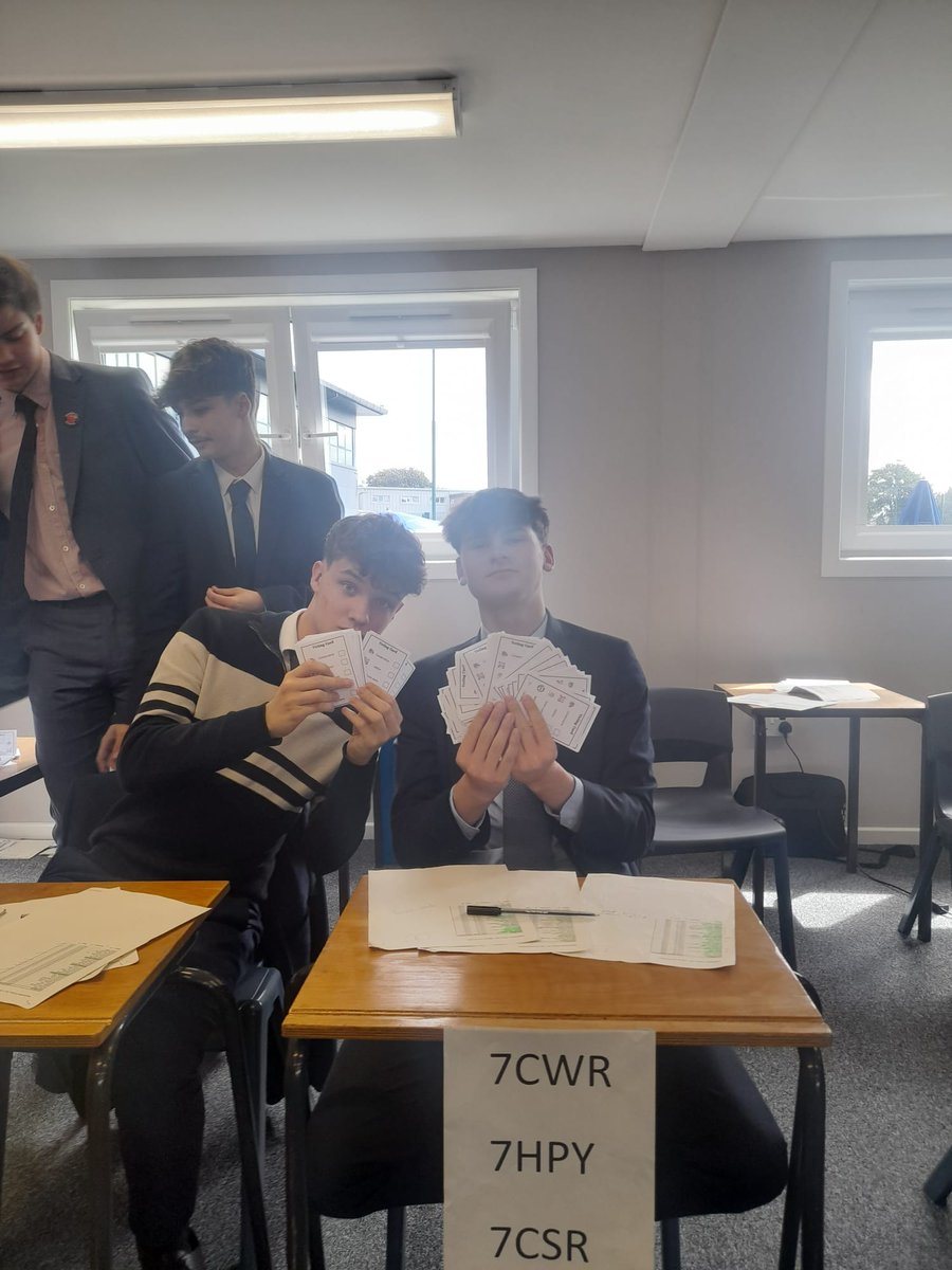 PolWelly's tweet image. Y12 Politics are loving running the mock polling station!