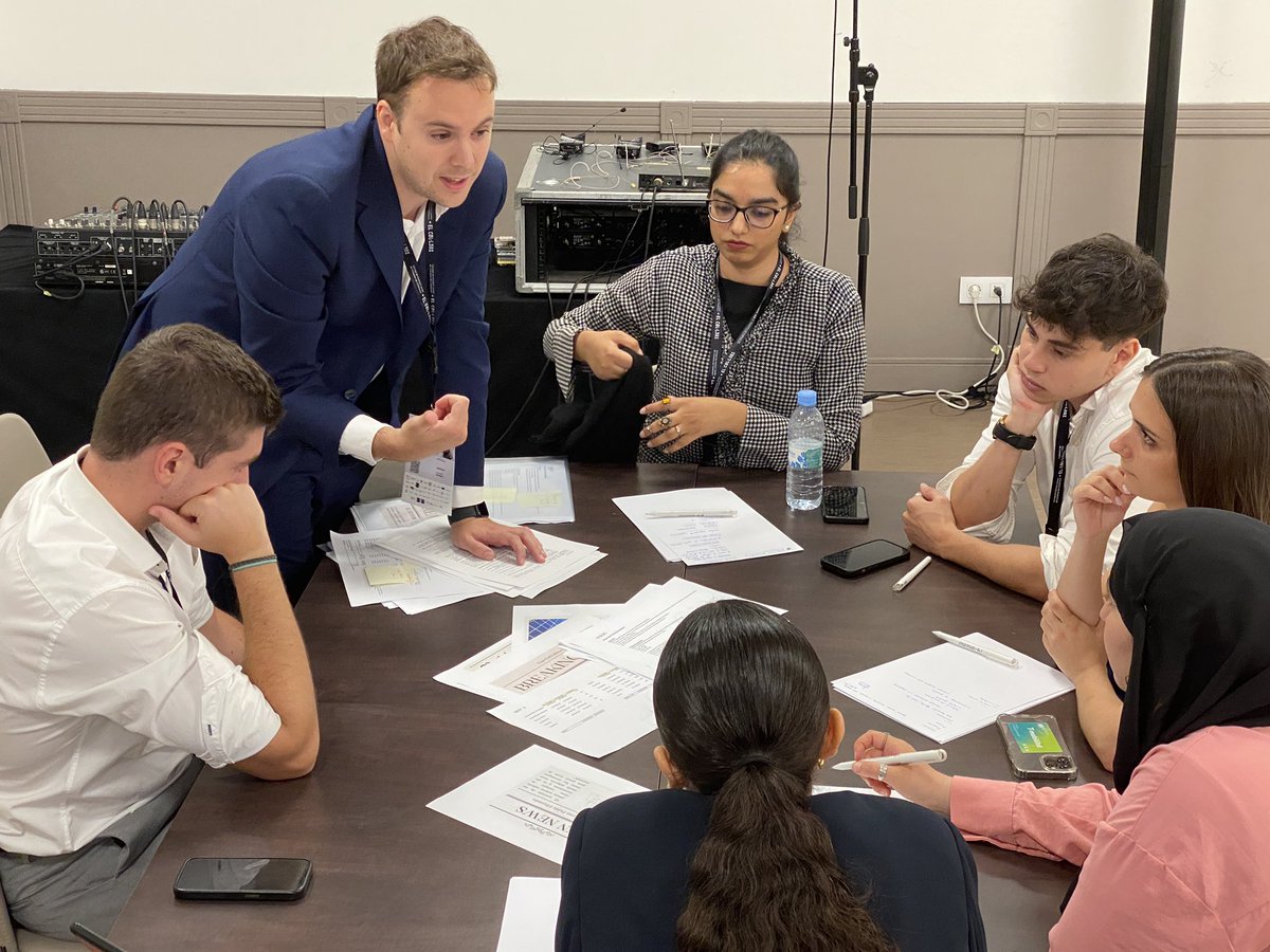 AuditorsCENSORS's tweet image. Durant el #34FòrumAuditoria hem posat en marxa un Escape Room on han participat estudiants, en el que els plantegem un problema relacionat amb una prova d’#auditoria