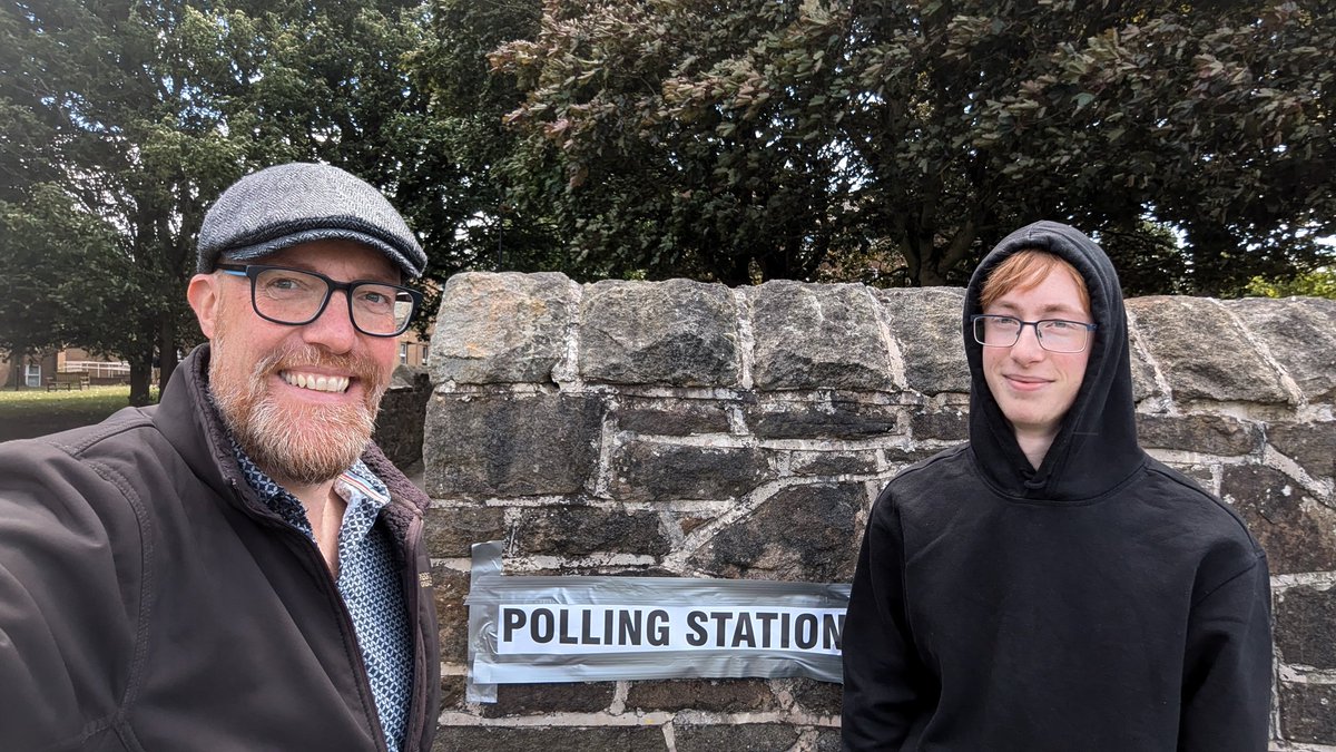 I don't have a dog.
#sonsatpollingstations