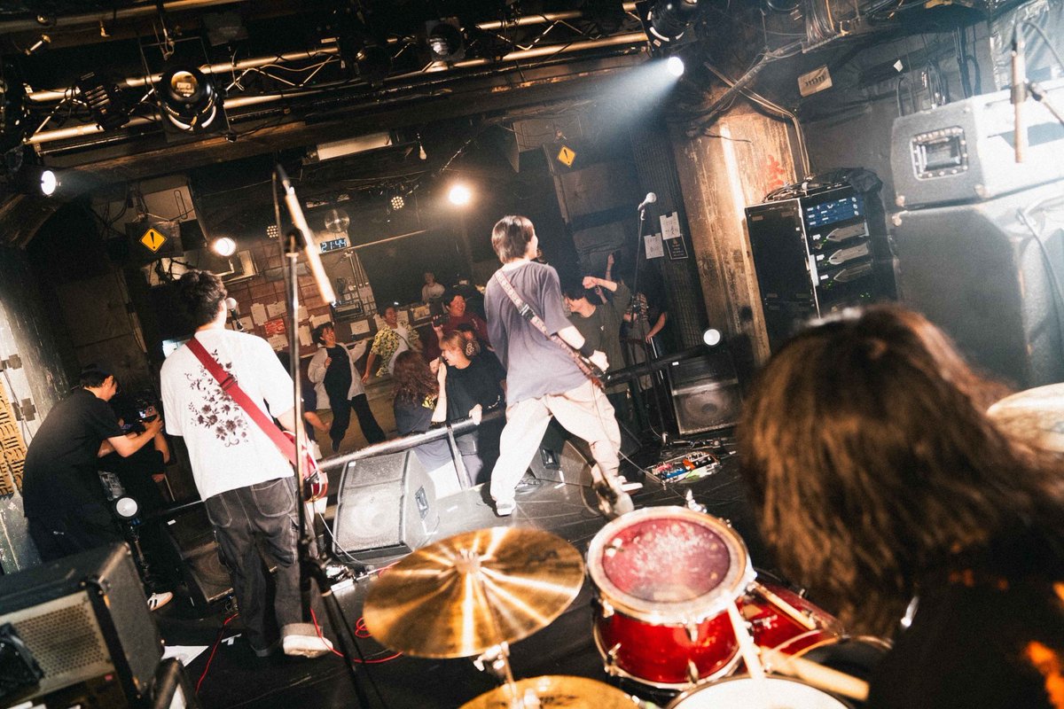 InemuriDaruma_W's tweet photo. 【LIVE  PHOTO⑤】

7/3 LIVE SQUARE 2nd LINE

『イネだるのワンマン。』

En.日情の際に発生致しました。

\\\ウォークオブデス-walk of death-///

 (photo by @momoko_8k ) https://t.co/FVATZfuyO6