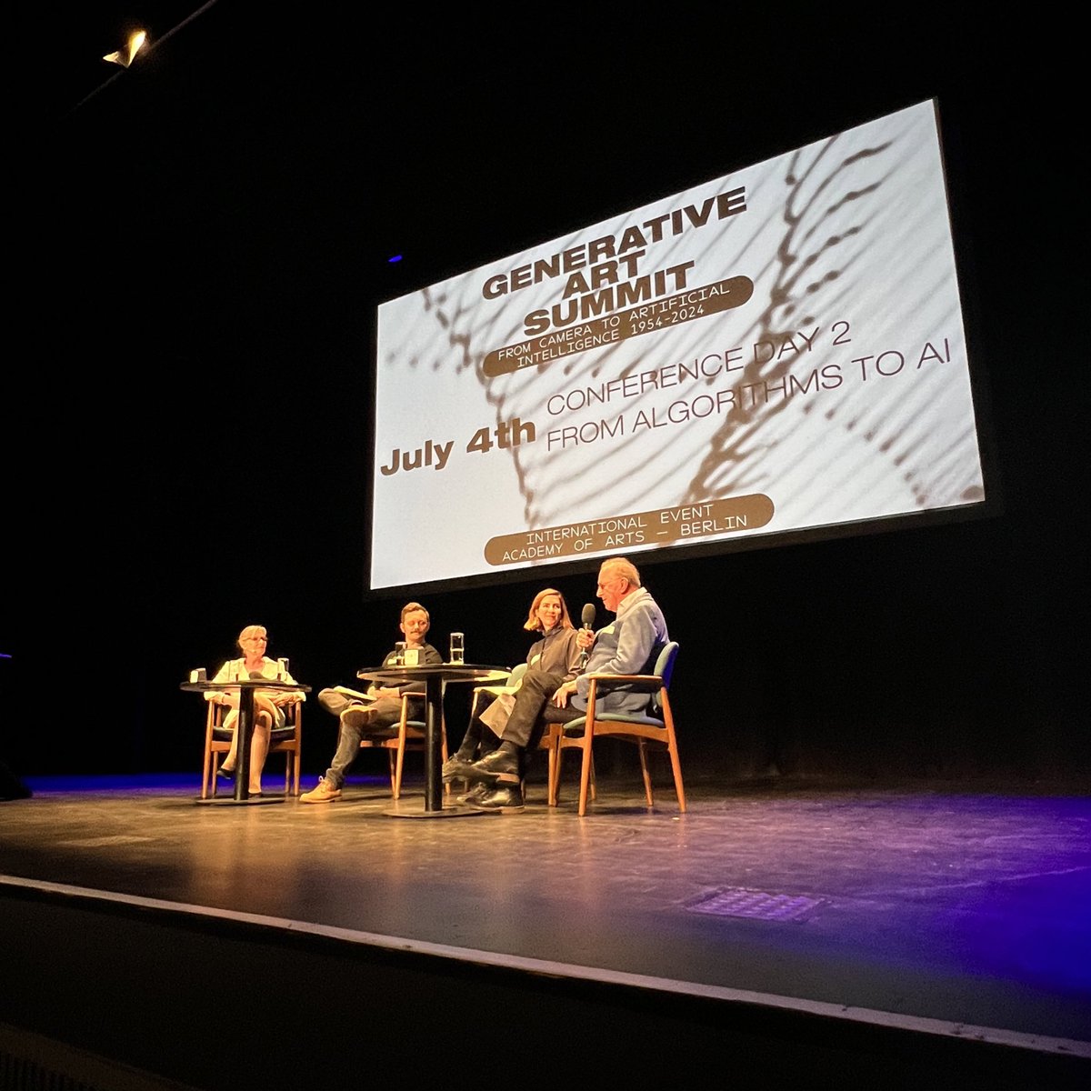 Sasha Stiles | AI alter ego Technelegy ✍️🤖 tweet media