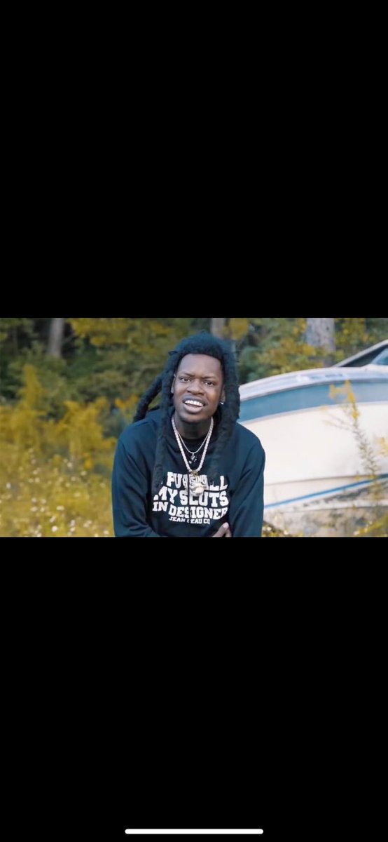 murder_mello's tweet photo. @patchedfxdess That's not him his dreads wasn't even that long 😭 that man alive https://t.co/cwOXs9Fnqu