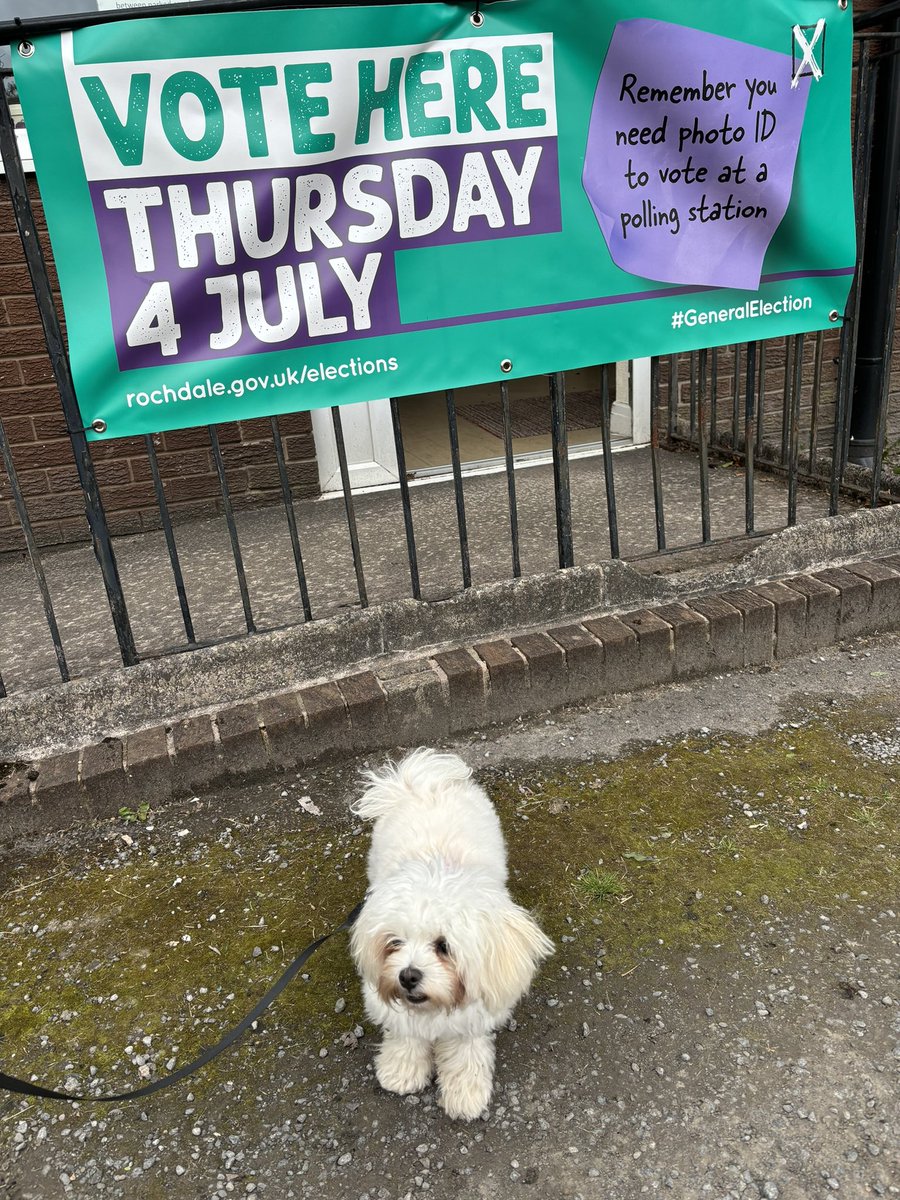 Claire Smith tweet media