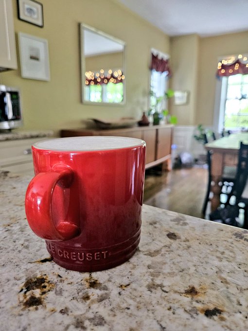 Even my homemade coffee is too expensive for you 💋✨️ https://t.co/5gjQ1i6kIr