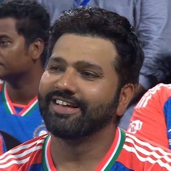 mufaddal_vohra's tweet photo. Virat Kohli said, "Rohit and I, we've been trying this for so long. We always wanted to win a World Cup. Bringing the trophy back to Wankhede is a very special feeling". https://t.co/xCz9G68Pu5