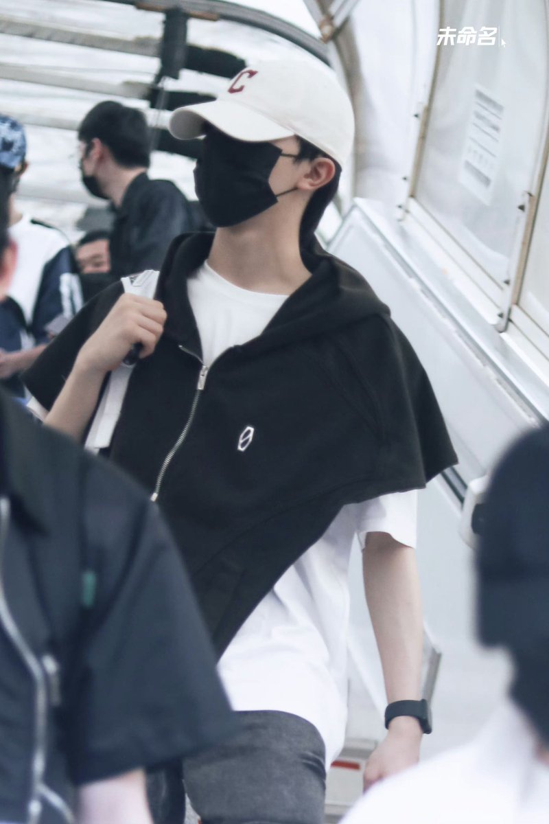 Undefined_SU's tweet photo. #suxinhao 𝐗𝐢𝐧𝐡𝐚𝐨'𝐬 𝐒𝐭𝐲𝐥𝐞 𝟎𝟓𝟔 #苏新皓 #苏新皓suxinhao https://t.co/H32Ikw100K