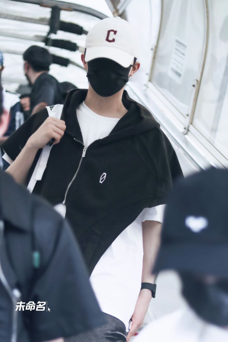 Undefined_SU's tweet photo. #suxinhao 𝐗𝐢𝐧𝐡𝐚𝐨'𝐬 𝐒𝐭𝐲𝐥𝐞 𝟎𝟓𝟔 #苏新皓 #苏新皓suxinhao https://t.co/H32Ikw100K