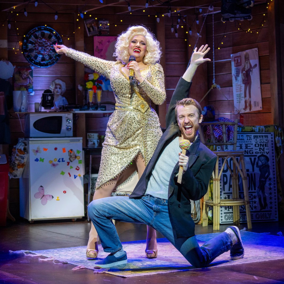COMING UP: Here You Come Again visits <a href="/MalvernTheatres/">Malvern Theatres</a> this month! 👢🤠
For the first time ever, all of Dolly Parton’s biggest hits are brought together in a rollicking and joyful new musical, fully authorised by Dolly herself.
Find out more 👉 tinyurl.com/yzus65ac